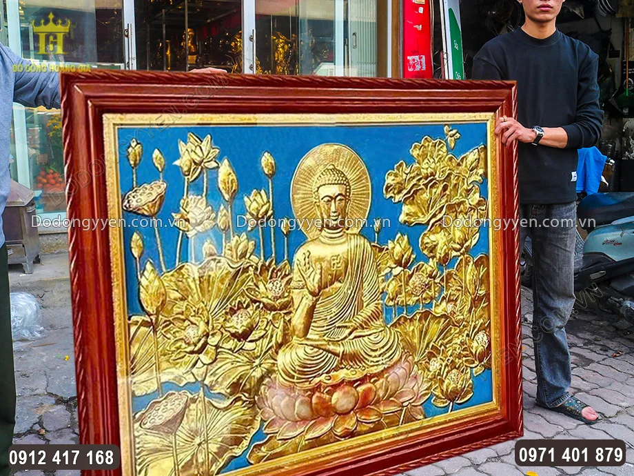 H&igrave;nh ảnh nh&igrave;n nghi&ecirc;ng của bức tranh đồng